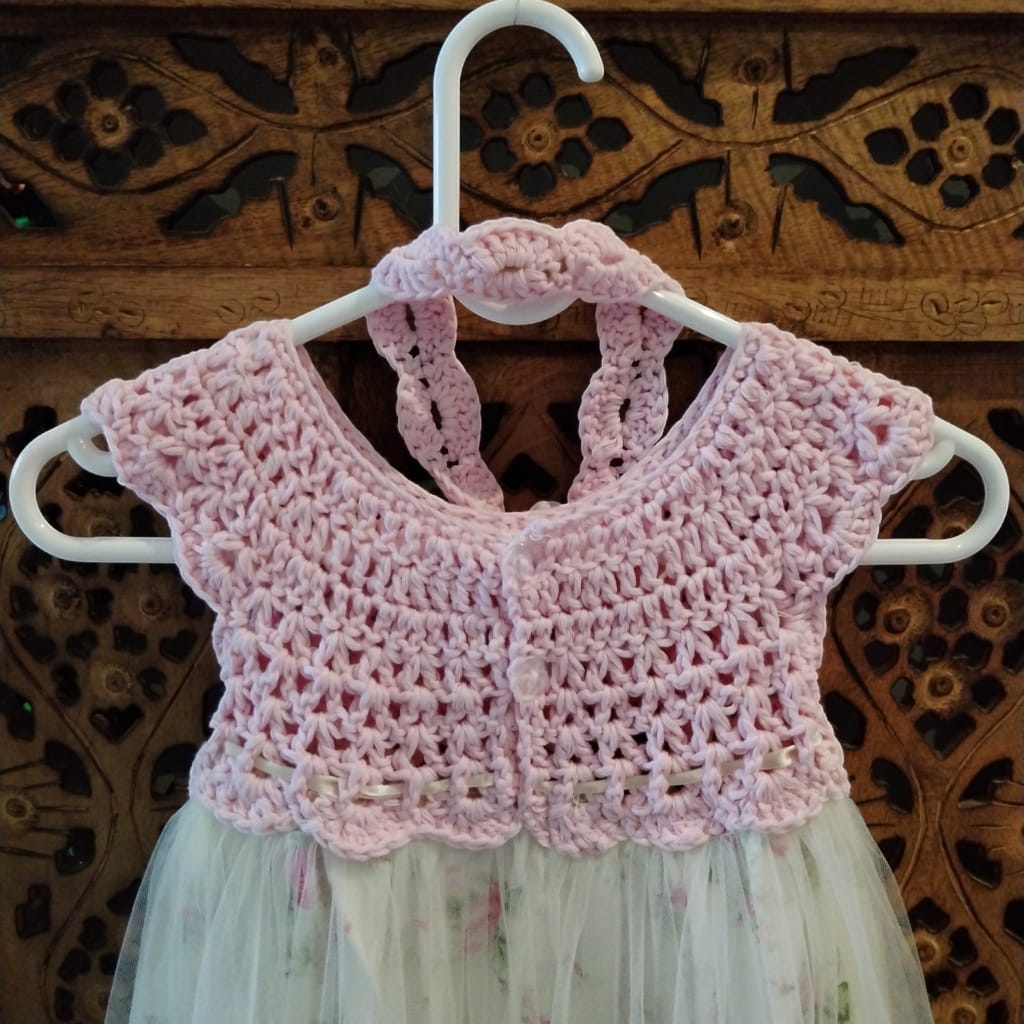 Sweet Elegance: Handmade Soft Pink Crochet Bodice Dress with Floral Accents - 4