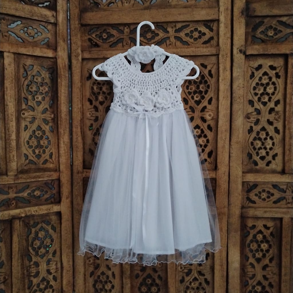 Whimsical Crochet Dress & Headband Set: A Dreamy Delight for Little Princesses – White