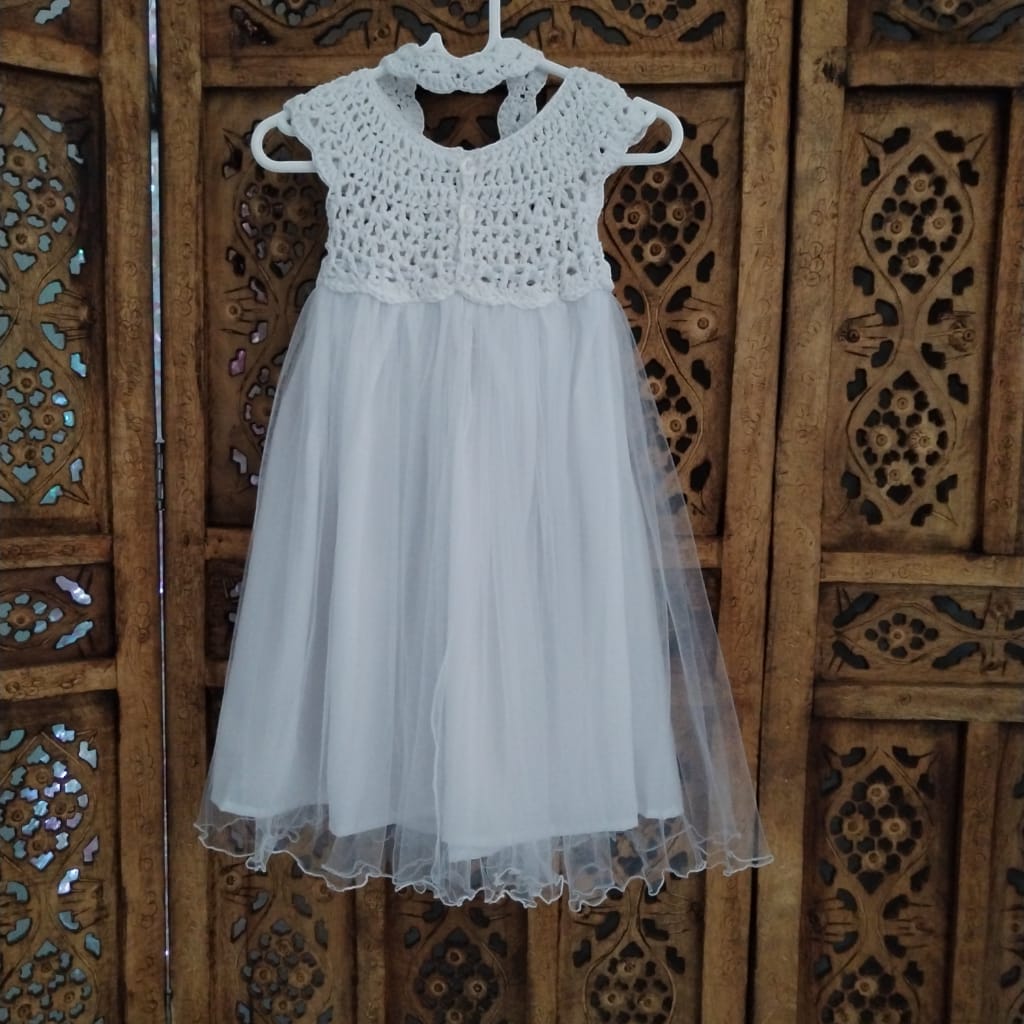 Whimsical Crochet Dress & Headband Set: A Dreamy Delight for Little Princesses – White - 5